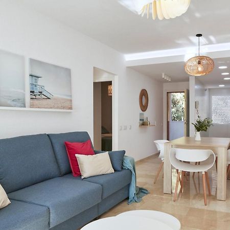 Bright Sunny Albir Beach Apartment 阿尔比尔 外观 照片