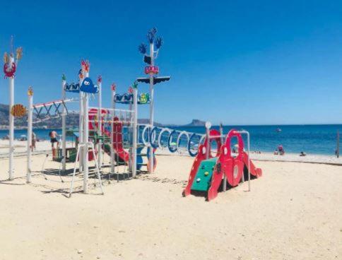 Bright Sunny Albir Beach Apartment 阿尔比尔 外观 照片