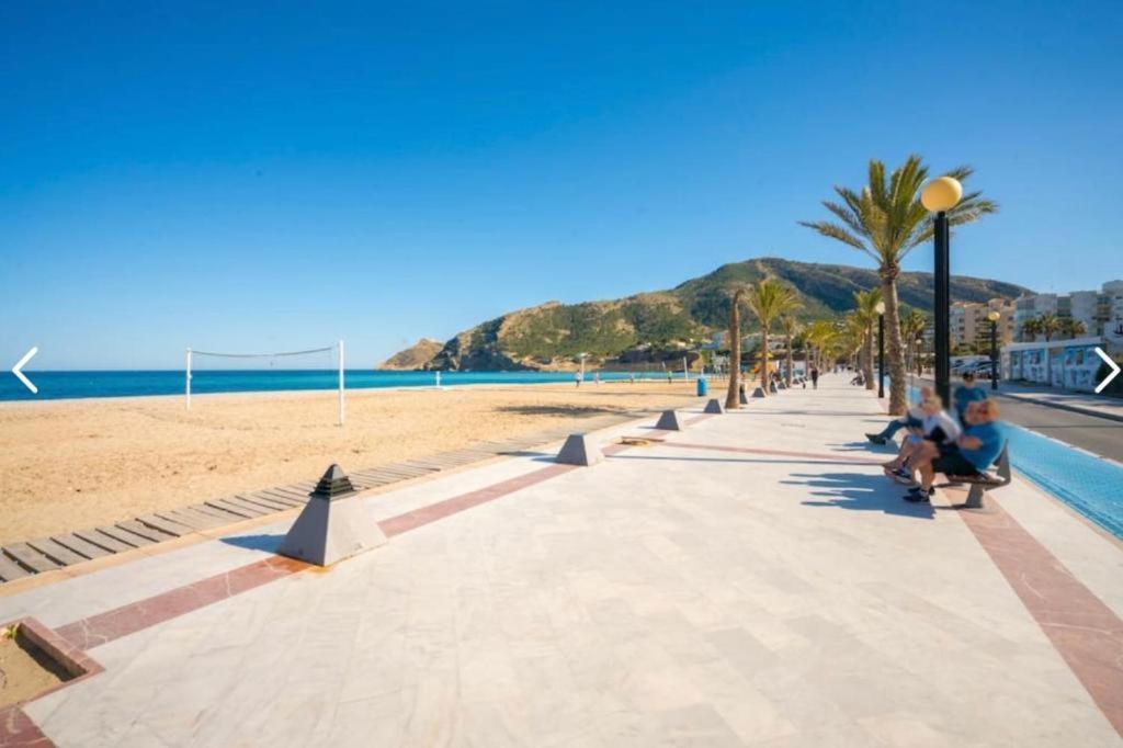 Bright Sunny Albir Beach Apartment 阿尔比尔 外观 照片