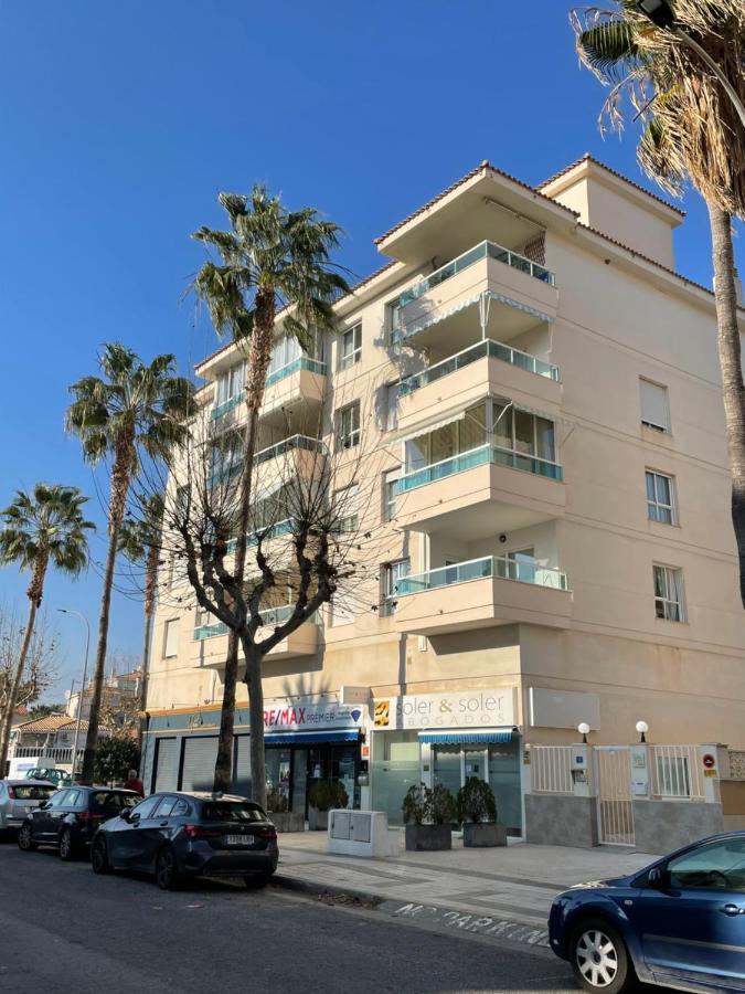 Bright Sunny Albir Beach Apartment 阿尔比尔 外观 照片