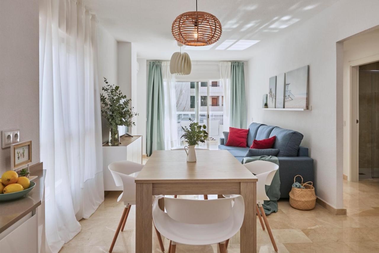 Bright Sunny Albir Beach Apartment 阿尔比尔 外观 照片